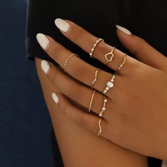 330 Dainty Ring Set 18$